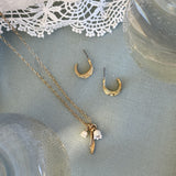 Kort kjede, Lilies & Pearls