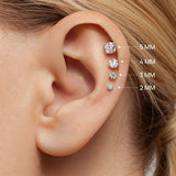 Piercing de orelha mini simples de zircão em ouro maciço 14K