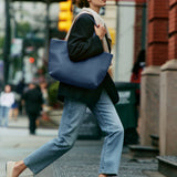 Classic Easy Zipper Tote