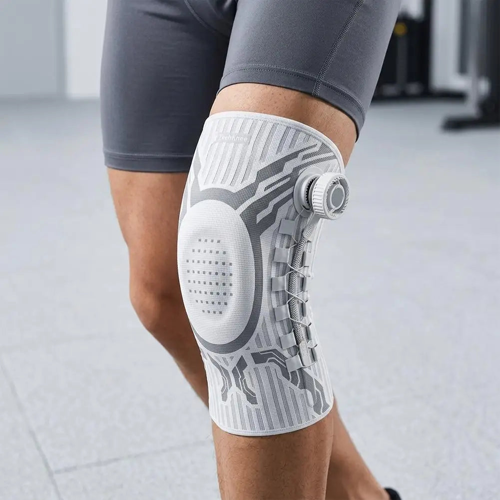 Adjustable knee brace worn on the knee